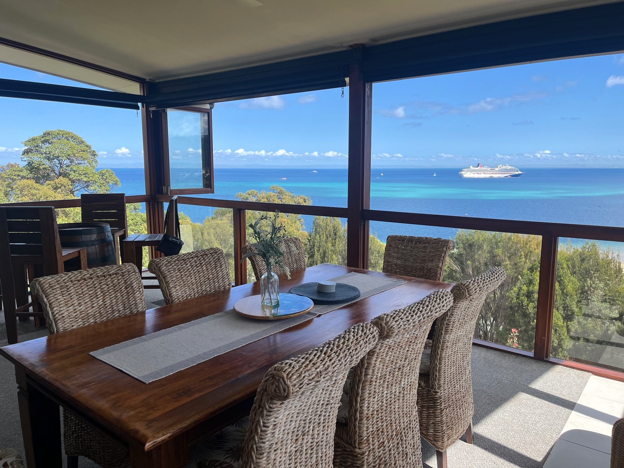 Banyandah Waters Beach House 14 Beach house internal photo (Tangalooma accommodation, Moreton Island beach house holiday accommodation)