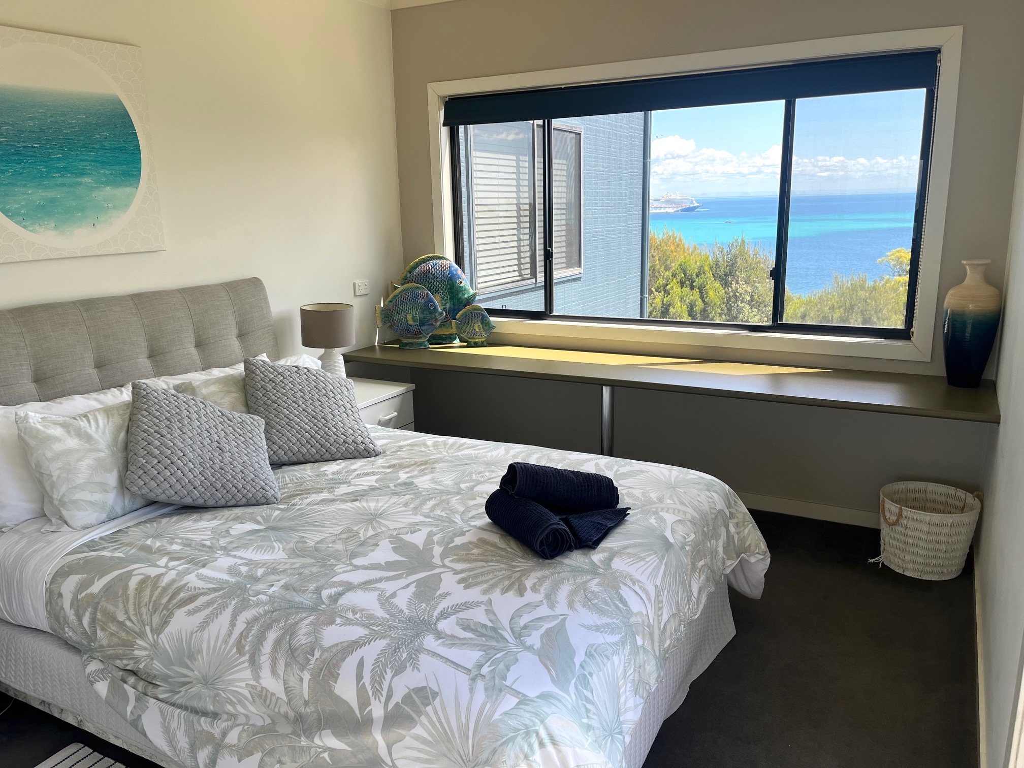 Banyandah Waters Beach House 17 Beach house internal photo (Tangalooma accommodation, Moreton Island beach house holiday accommodation)